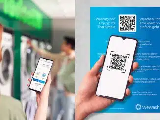 Zwei Bilder. Links: Frau schaut in Handy in der Hand, in einem Waschraum mit Waschmaschinen. Rechts: Hand hält Handy und scannt ein blaues Plakat mir QR-Code ab.