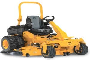Aufsitzrasenmäher in gelbschwarz von Cub Cadet.